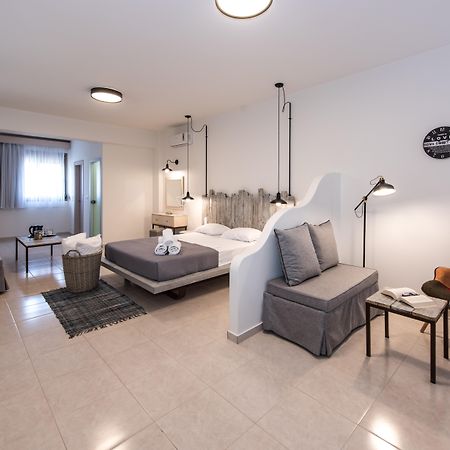 Eva Mare Hotel & Suites - Adults Only อาเยีย เปลาเยีย ภายนอก รูปภาพ