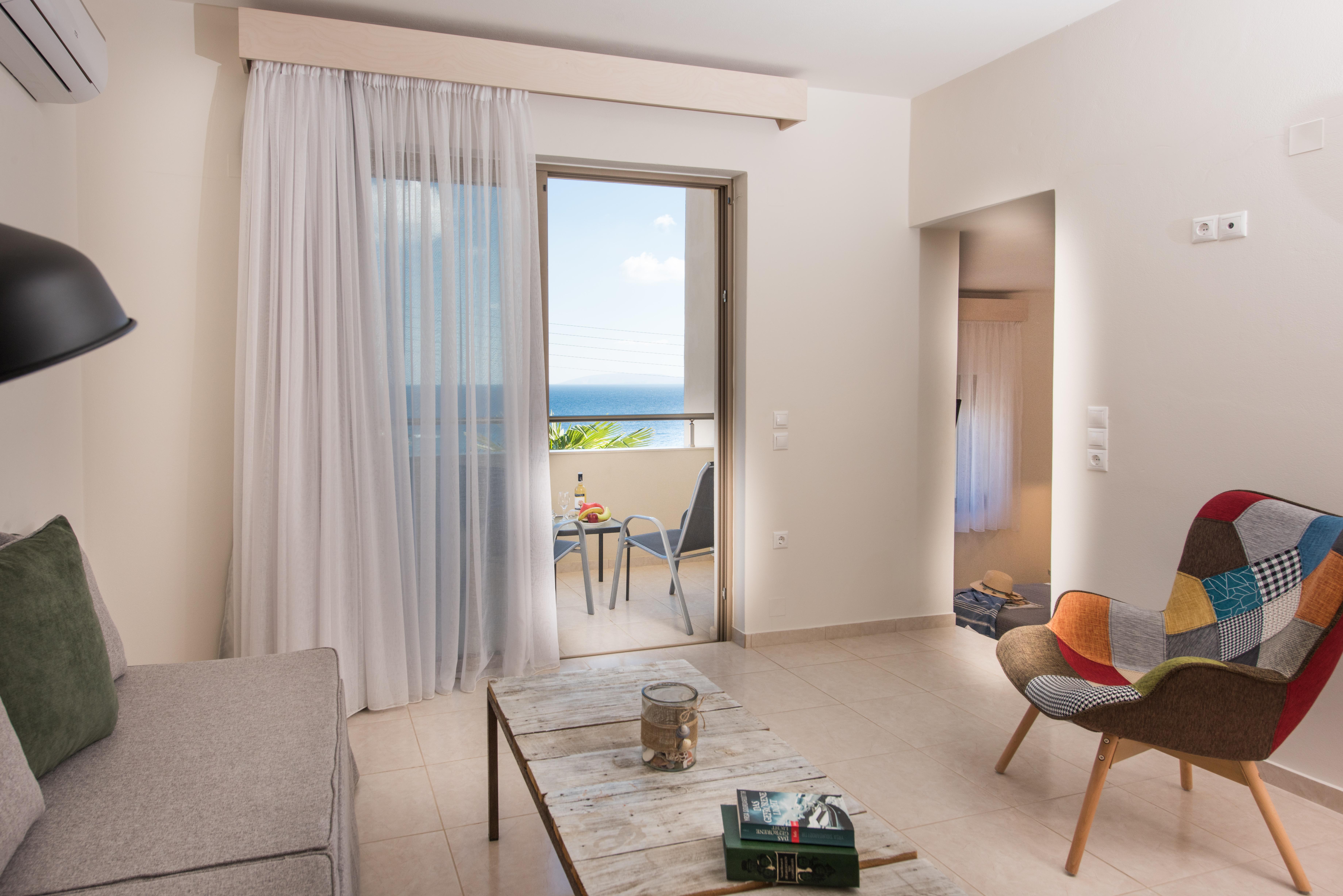 Eva Mare Hotel & Suites - Adults Only อาเยีย เปลาเยีย ภายนอก รูปภาพ