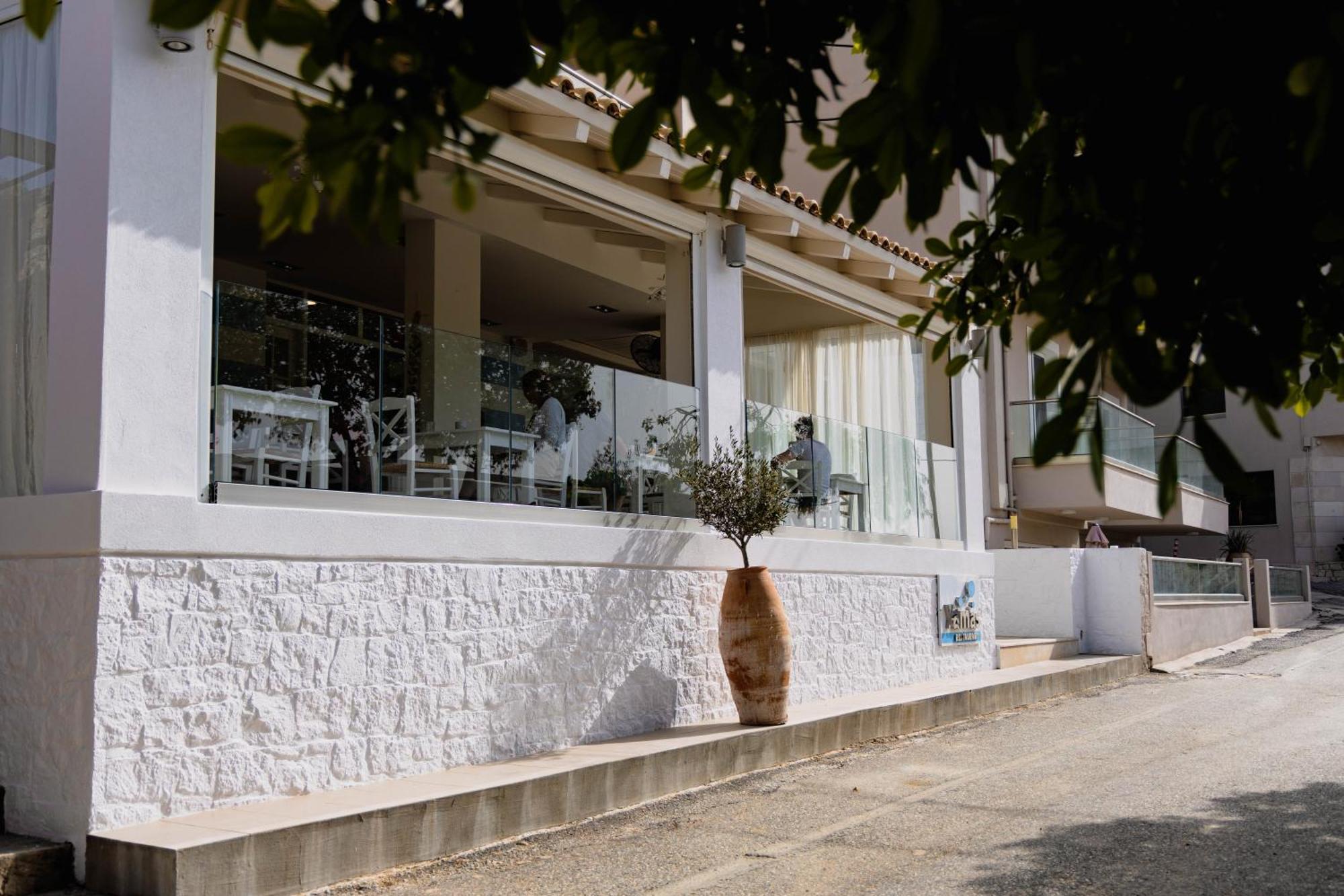 Eva Mare Hotel & Suites - Adults Only อาเยีย เปลาเยีย ภายนอก รูปภาพ